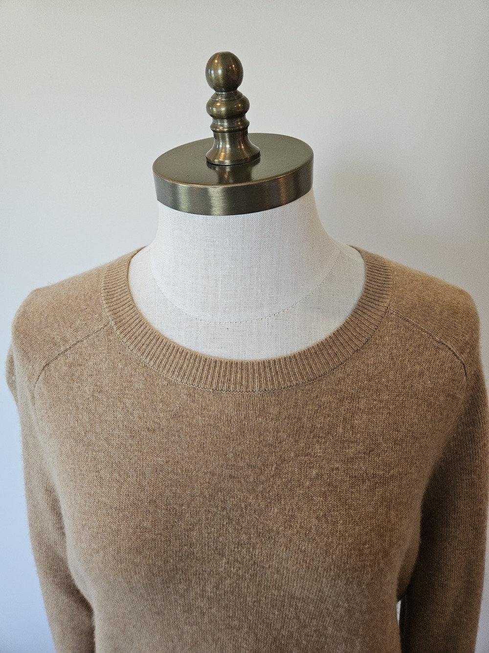 Banana Republic Tan Short Sleeve Knit Sweater Size M